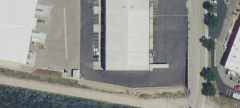 Industrial Space with High Clearance