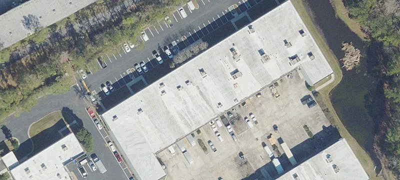 Versatile Industrial/Flex Space Available