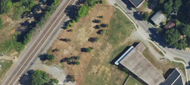Commercial Building with Expansion Potential