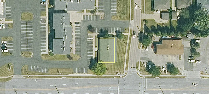 Retail/Office Center in Urbandale