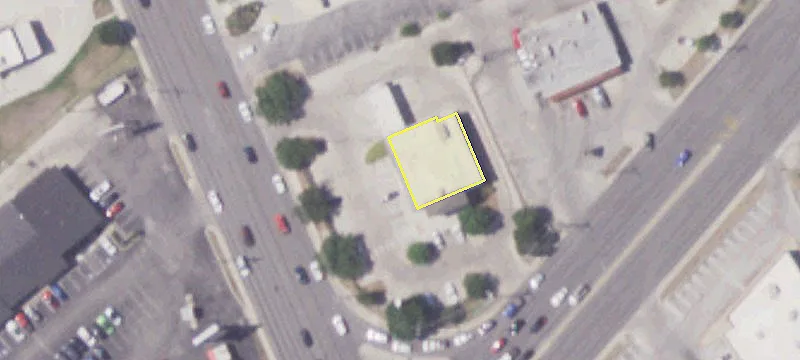 Freestanding Retail Building For Lease