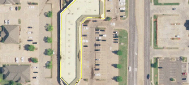 High-Traffic Retail Space Available