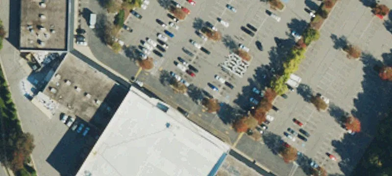 Retail Space in Edgewater Place