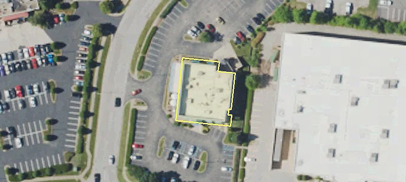Freestanding Retail Building on Corner