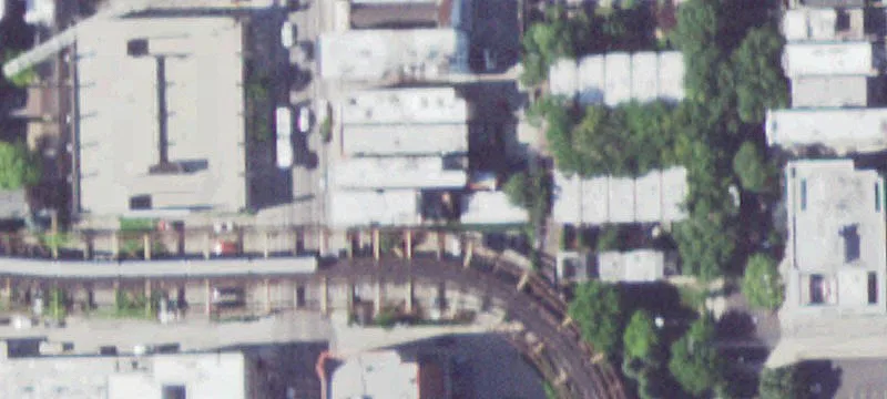 Mixed-Use Property in Lincoln Park