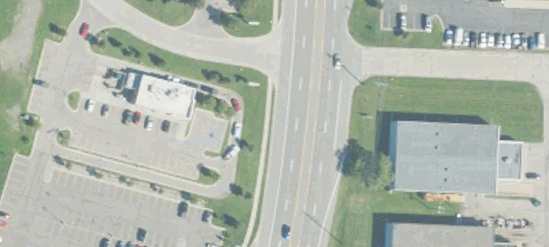 Retail Space on Groesbeck Highway