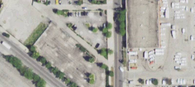 Commercial Land Near Retailers