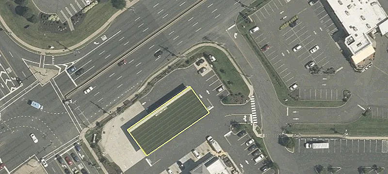 Retail Building with Full Basement