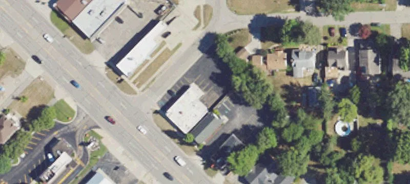 Commercial Building on Dixie Highway