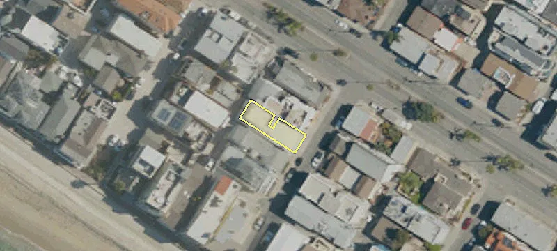 Long Beach Four-Unit Coastal Property