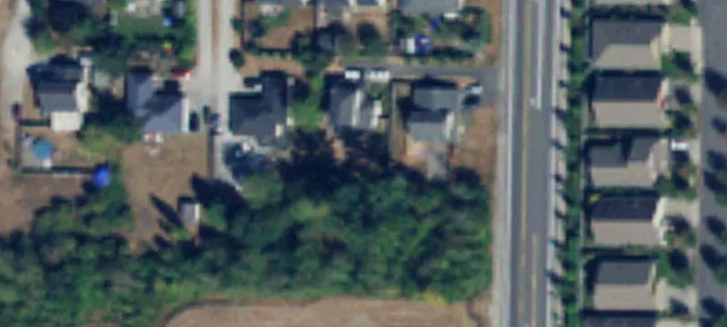 Commercial Building Prime Location