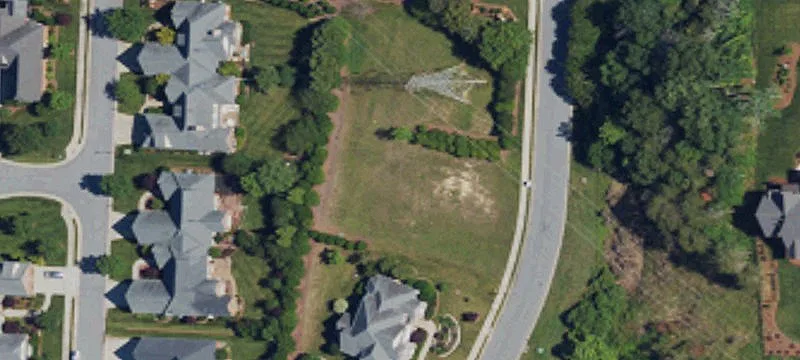 Residential Lot in Country Club