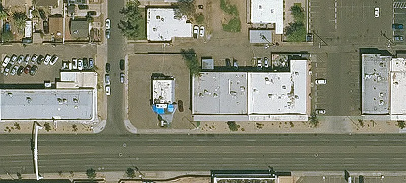 Multi-Tenant Building on McDowell Road