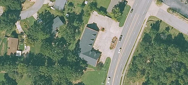 Office Space Near Shopping Center