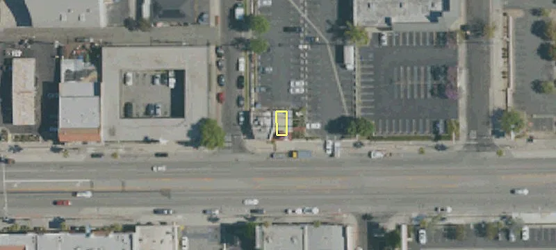 Retail Space Available For Rent