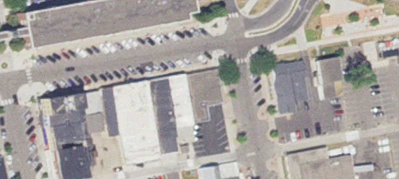 Downtown Shakopee Commercial Building