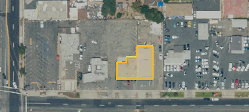 Two Contiguous Lots in Ontario