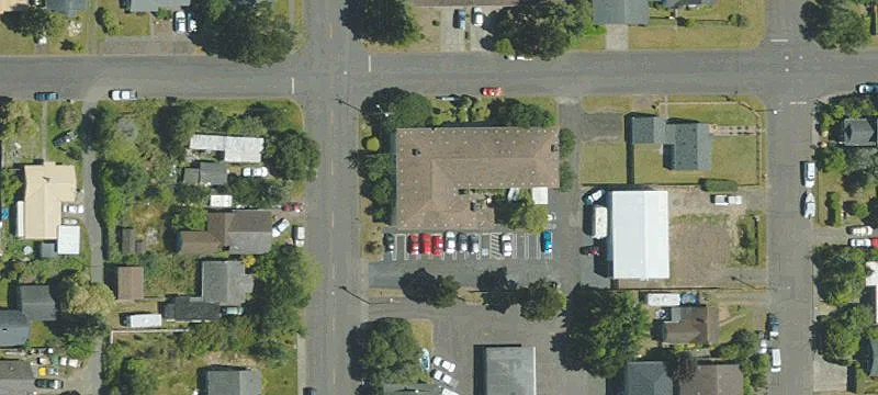 Kingwood Apartments: 16-Unit Multifamily Property