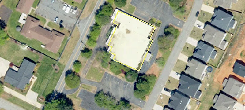 Versatile Commercial Building Near Hospital