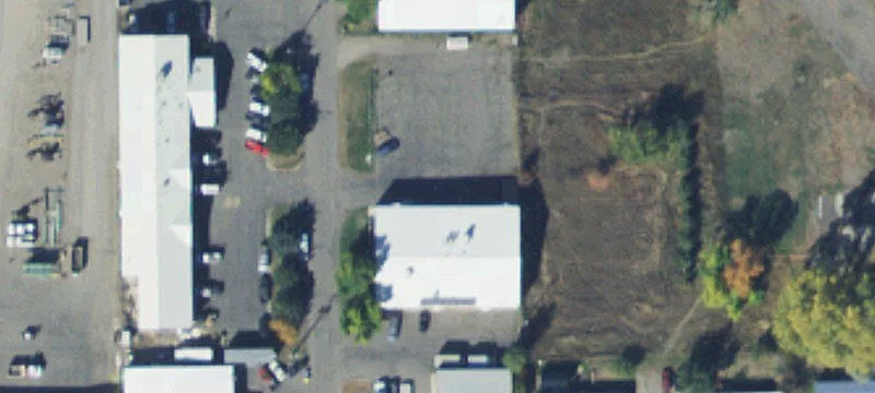 Warehouse/Office Building with Flexible Space