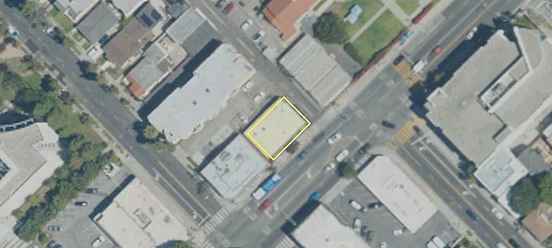 Retail Space in Prime Location