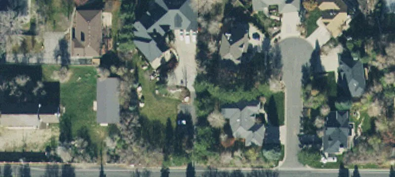 Freestanding Building on 0.84 Acres