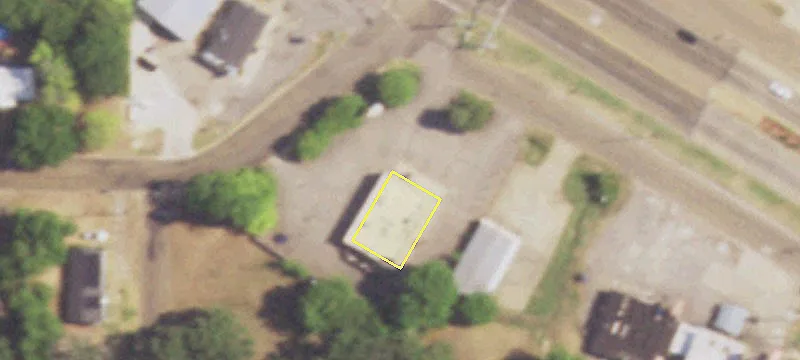 Commercial Building Restaurant Opportunity