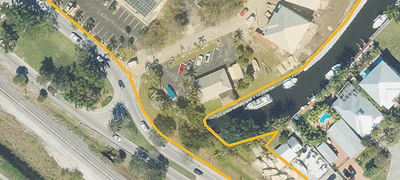 Waterfront Property on Dixie Highway