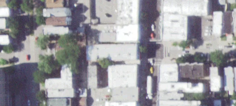 Andersonville Retail Building For Sale