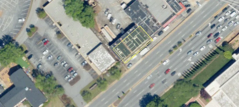 Retail Space on Wade Hampton