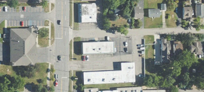 Keego Harbor Office Building