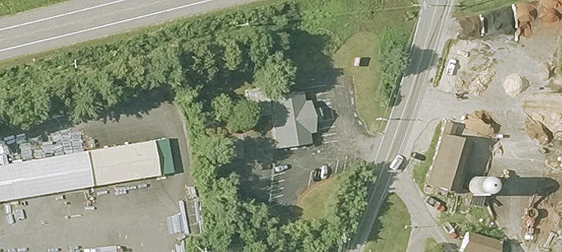 Londonderry Commercial Building For Sale