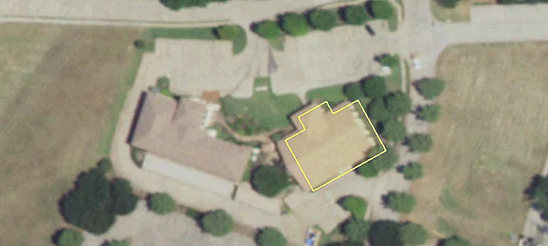 Freestanding Building on 2.16 Acres