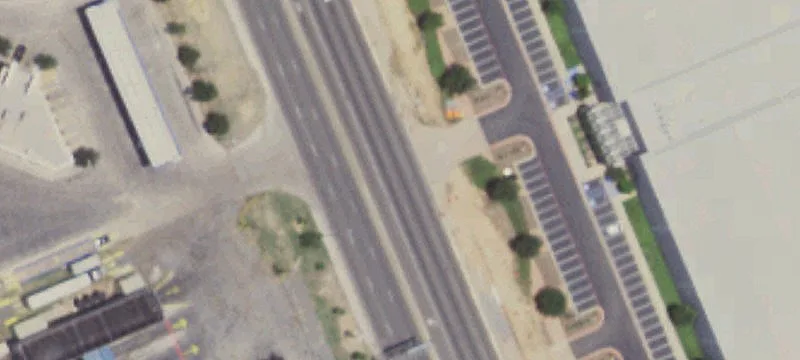 Retail/Office Space Near Industrial Parks