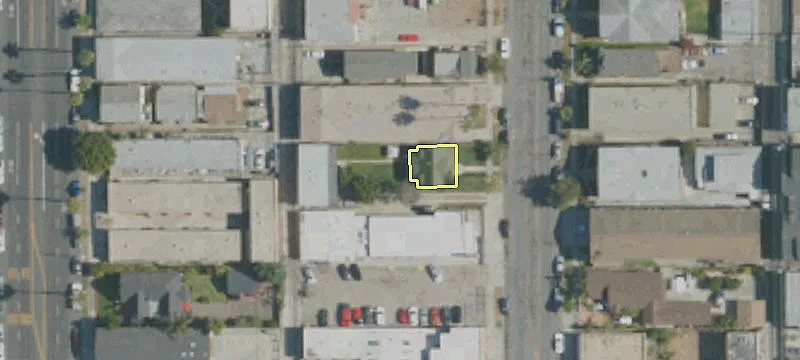 Craftsman Triplex with Garage Parking