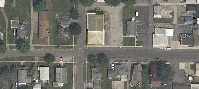 Arlington Commercial Building with Equipment