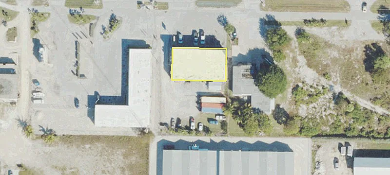 High-Visibility Commercial Property on Overseas Highway