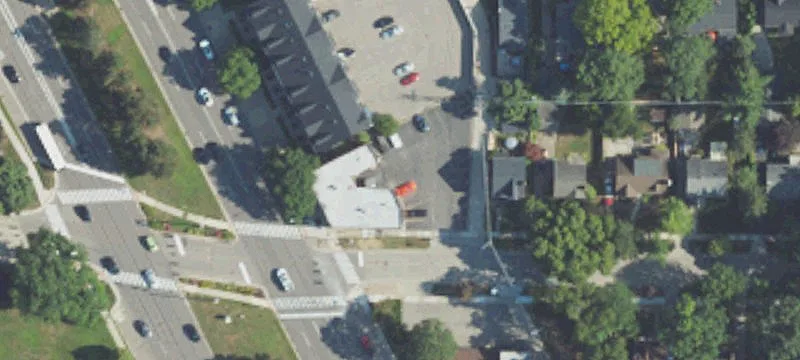Retail Space in Pleasant Ridge