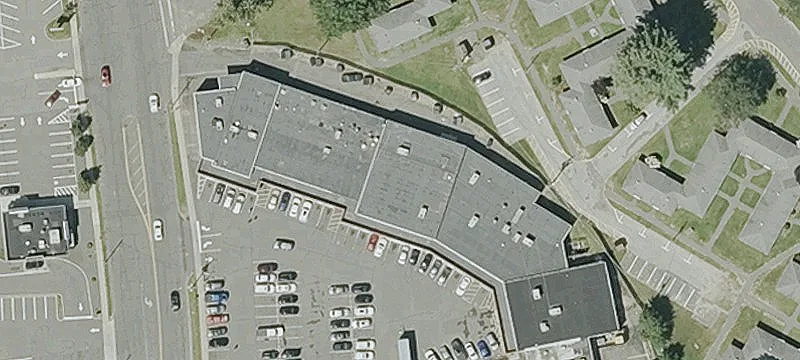 Retail Space Available For Rent