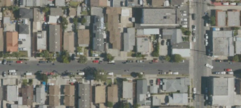 Centrally Located Duplex in Los Angeles