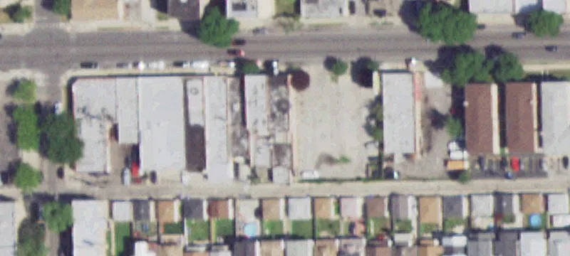 Mixed-Use Property in Belmont Cragin