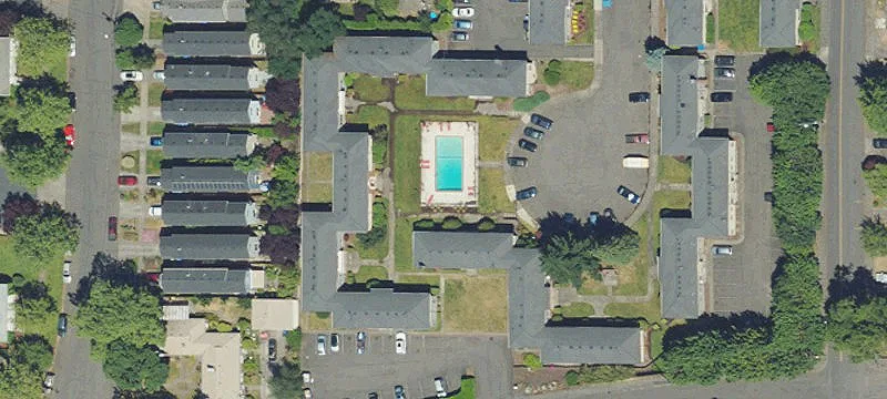 Rose City Golf Course Apartments