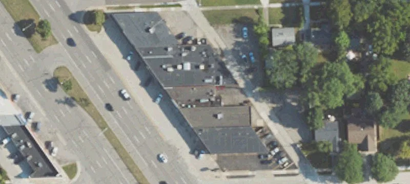 Commercial Property on Woodward Avenue