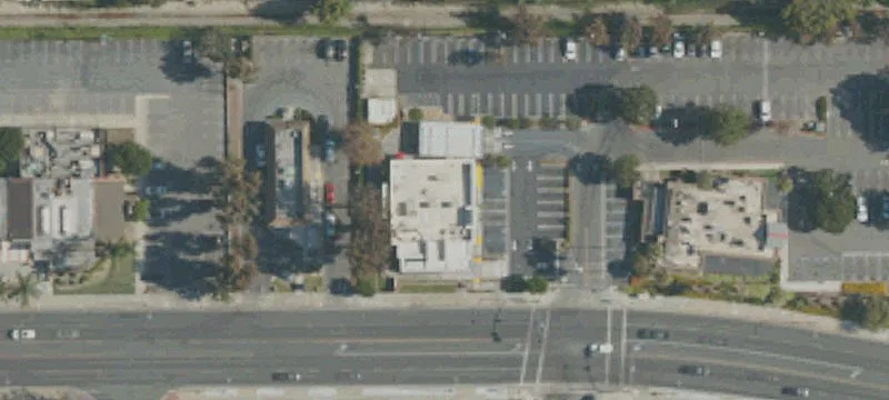 Lakewood Center Retail Investment Opportunity