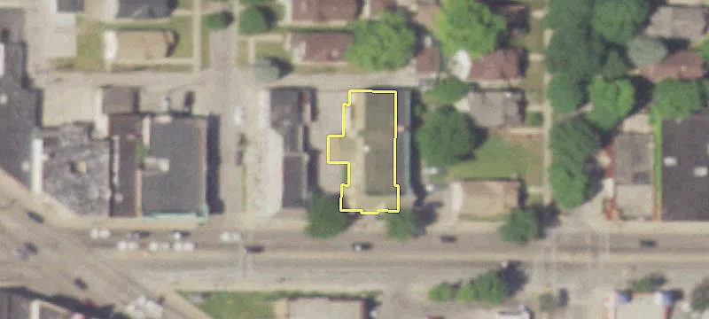 Remodeled Mixed-Use Building For Sale