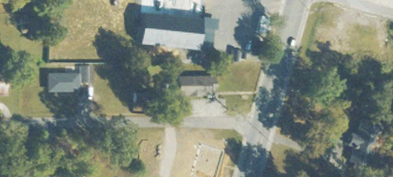 Rossville Commercial Building on Acreage