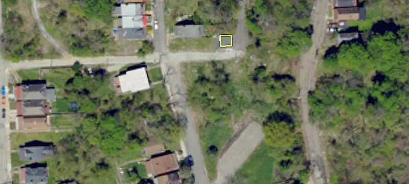 Versatile Commercial Space, Prime Location