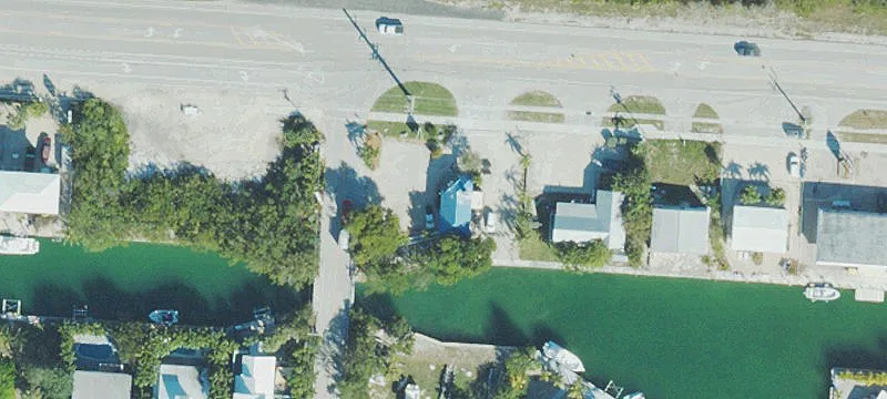 Waterfront Commercial Property in Summerland
