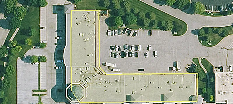 Retail Space in Waterfront Plaza