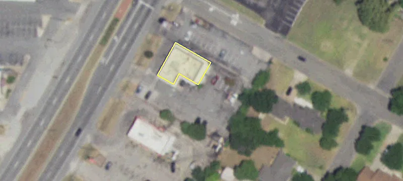 Retail Space in Dense Corridor